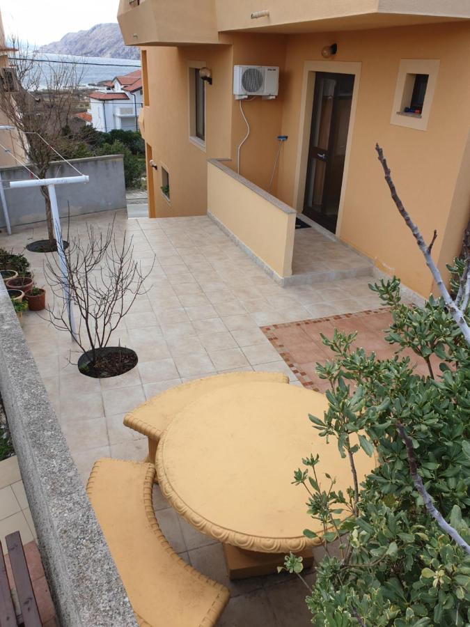 Apartments Damir 2838 Lopar Bagian luar foto