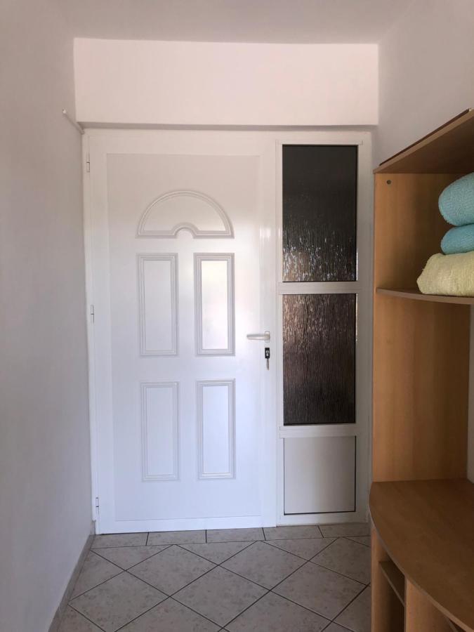 Apartments Damir 2838 Lopar Ruang foto