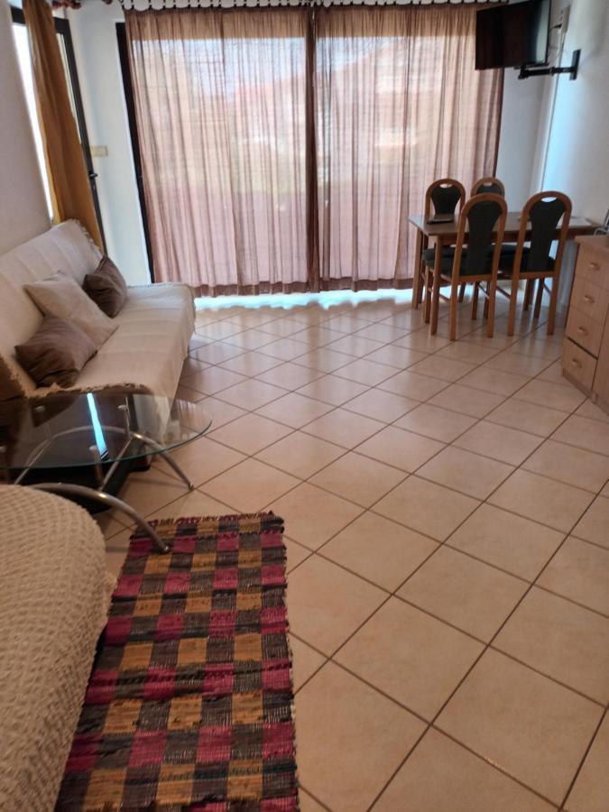 Apartments Damir 2838 Lopar Bagian luar foto